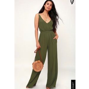 NWT Lulu’s Backless Jumpsuit, Size Small